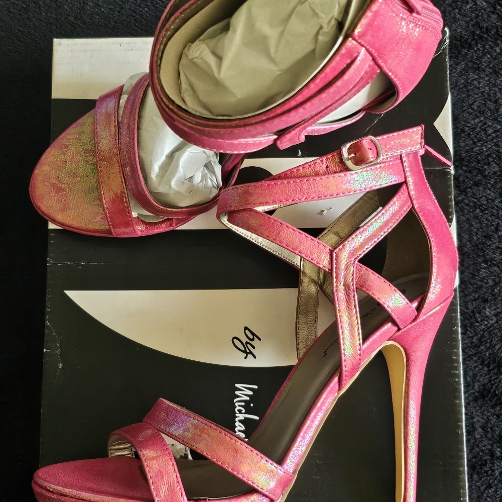 Michael Antonio Tamar Metallic Heels